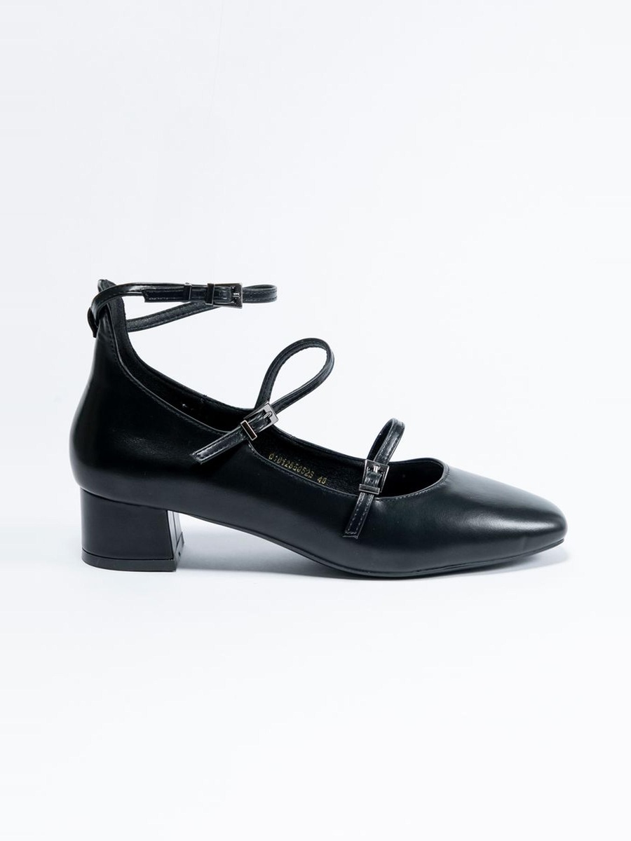 Strappy Heeled Shoes