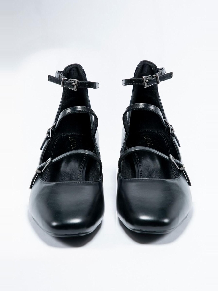 Strappy Heeled Shoes