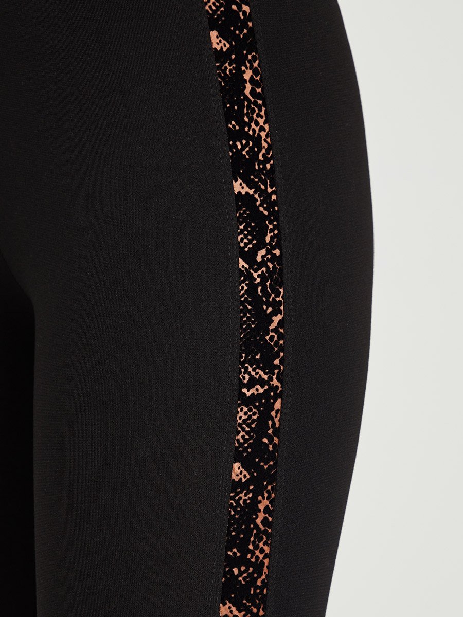 Velvet Side Snake Print Panel Leggings