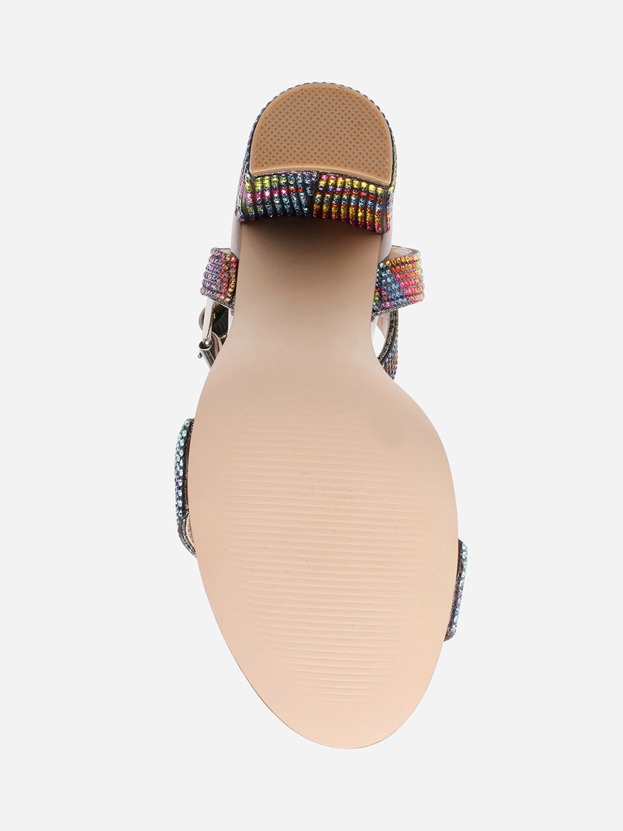 صندل بكعب عالي