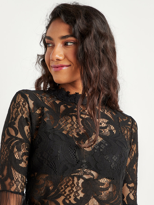 Lace flare sleeve top top