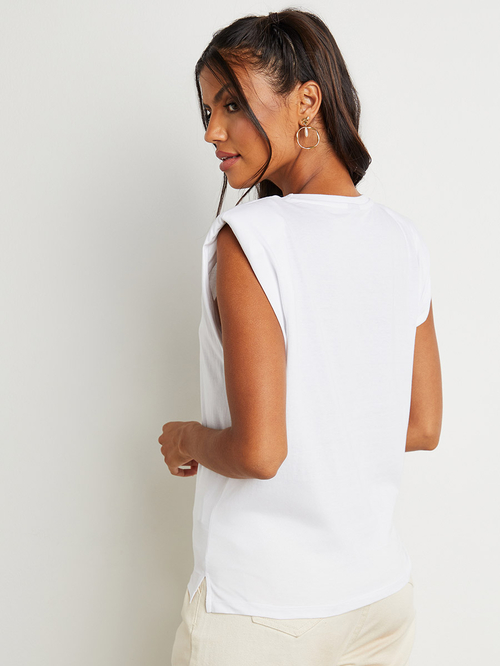 Buy Shoulder Pad Detail Sleeveless T shirt White For Women Styli Saudi
