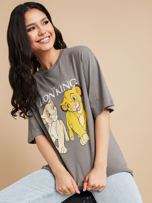 Buy Lion King Print Oversized Longline T shirt Charcoal For Women Styli Saudi
