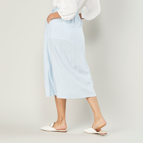 Striped navy skirt with tie waist outlet