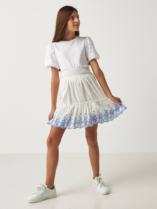 Embroidered hem skirt hot sale