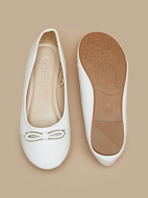 Buy Embellished Ballerina Shoes with Bow Accent White For Kids Styli UAE