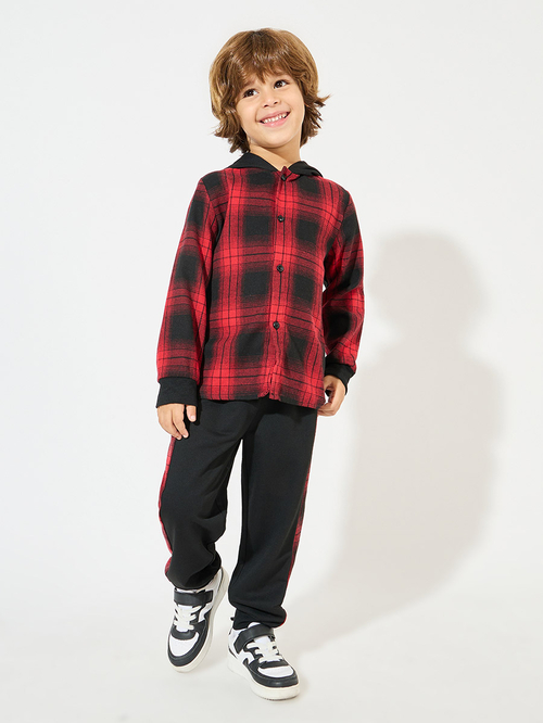 Buy Checked Hooded Shirt Joggers Set Red For Kids Styli UAE
