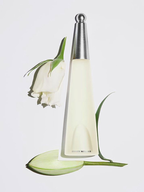 Buy Issey Miyake 3.5ml Eau De Parfum and Eau De Toilette 4 Pc Fragrance Gift Set For Beauty Styli UAE