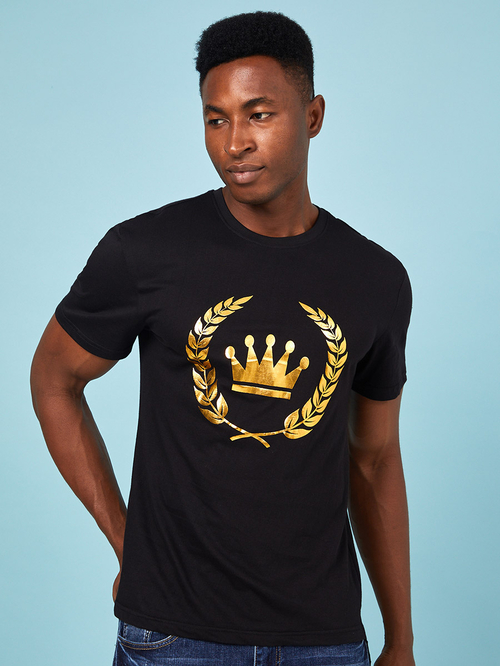 Buy Foil Graphic Print High Low Hem Longline T shirt Black For Men Styli Saudi