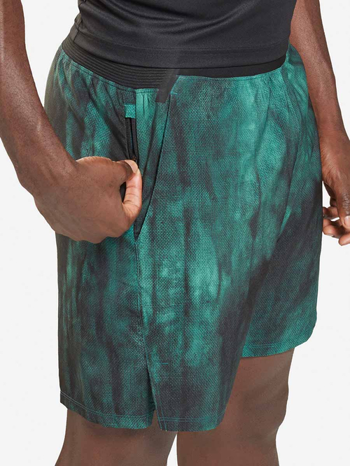 Buy Epic Lightweight Printed Training Shorts Green For Men Styli UAE