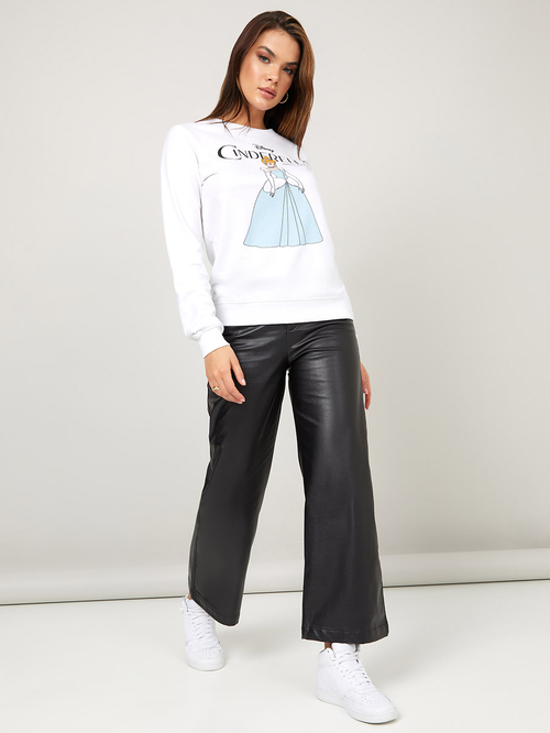 Buy Cinderella Print Regular Length Sweatshirt White For Women Styli Saudi