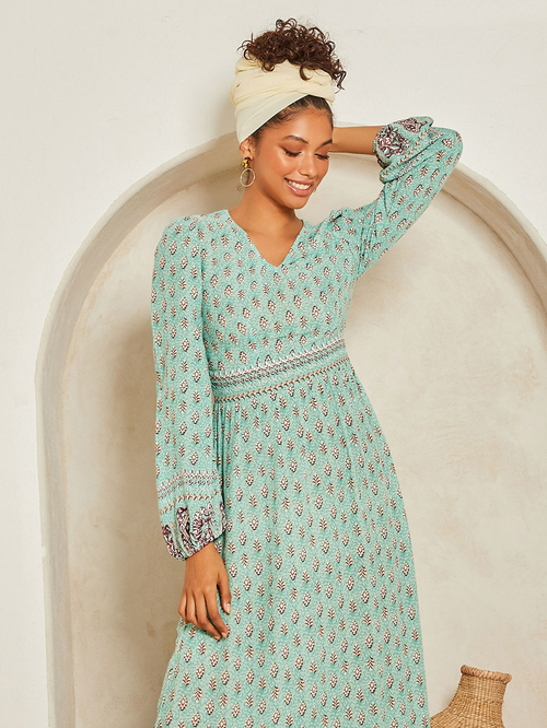 Buy Long Sleeves Boho Print A Line Maxi Dress with Side Pocket Green For Women Styli Saudi