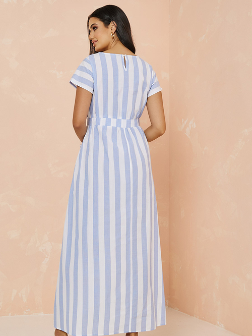Striped maxi dress with sleeves outlet