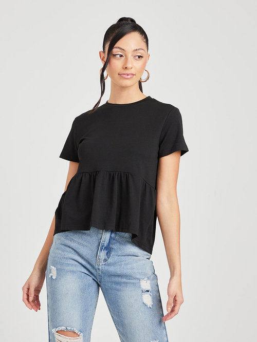 Buy Short Sleeve Round Neck Regular Peplum T shirt Black For Women Styli UAE