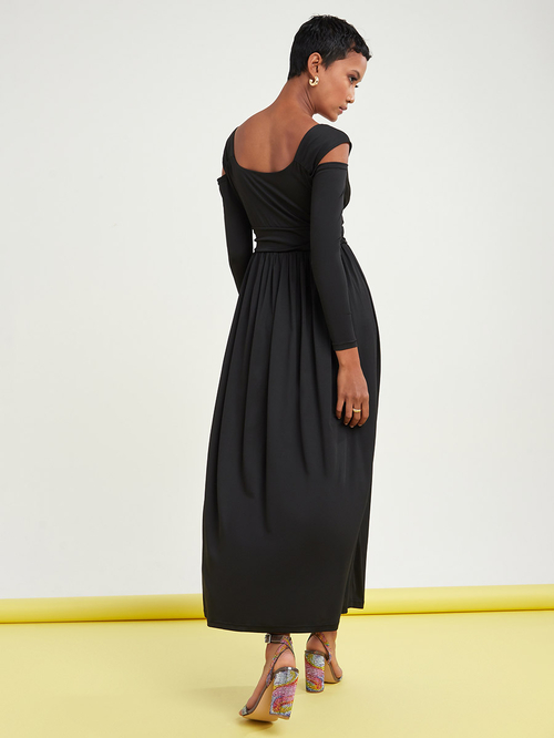 Plunge neck gown new arrivals