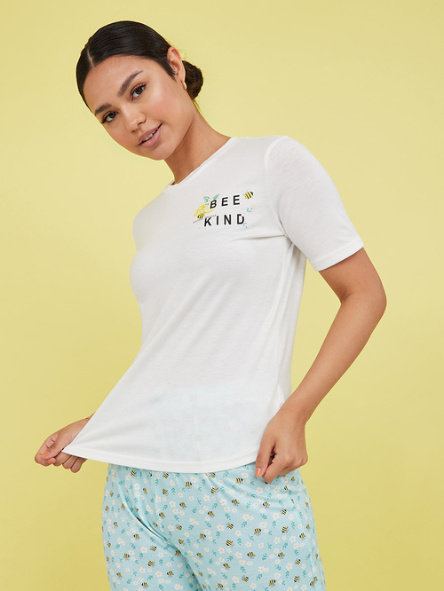 Buy Be Kind Print T shirt and Pyjama Set Multi For Women Styli UAE