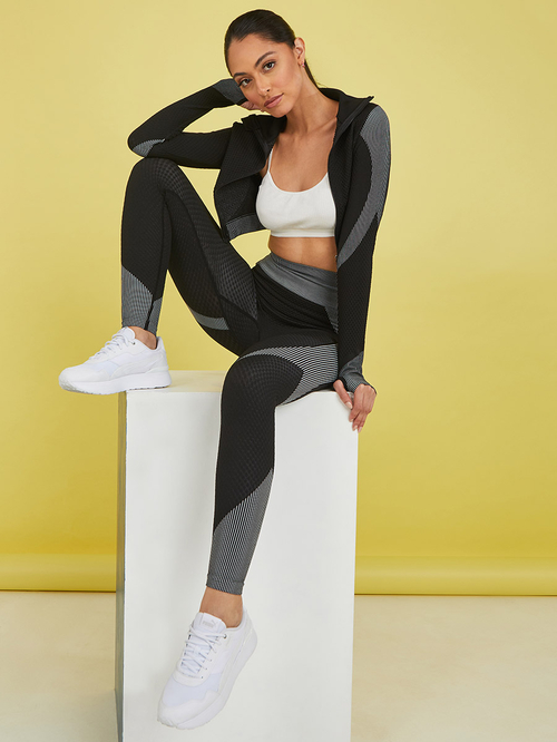 Buy Contrast Pop Zip Up Seamless Long Sleeves Top and Active Leggings Set  Charcoal For Women