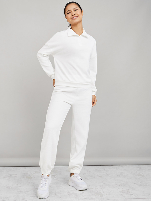 White jogger co ord outlet