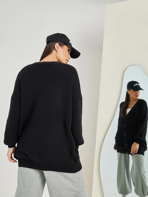 Buy Longline Chunky Knit Oversized Cardigan with Buttons Black For Women Styli UAE