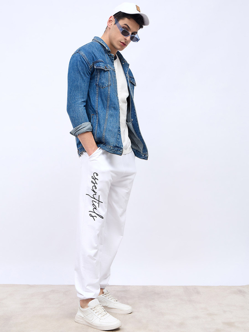 Buy Slogan Print Oversized Jogger with Slip Pocket White For Men Styli Saudi