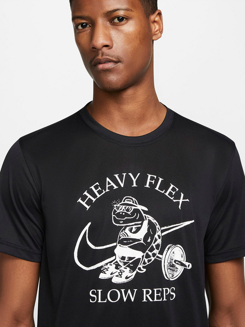 Buy Dri Fit Legend Graphic T Shirt Black For Men Styli UAE