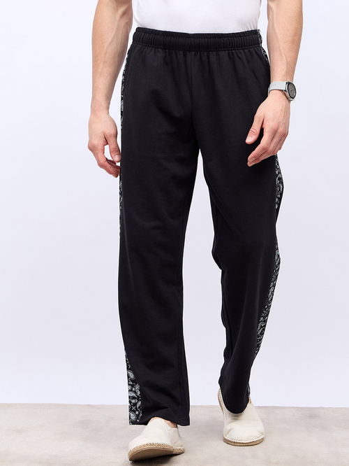 Buy Paisley Print Relaxed Fit Joggers Black For Men Styli Kuwait