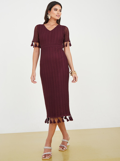 Buy Lace Insert Tassel Detail Bodycon Midi Dress Burgundy For Women Styli Saudi