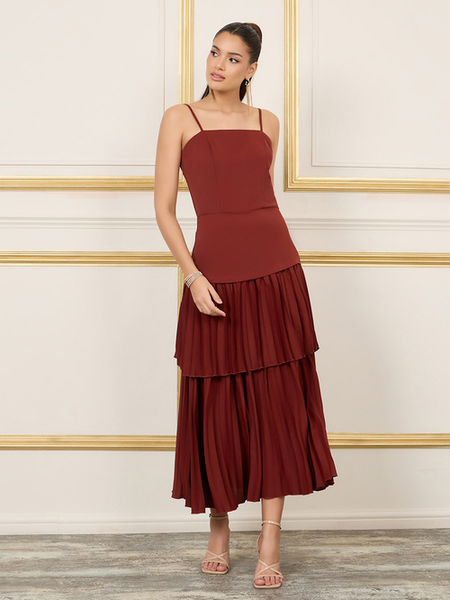 Buy Strappy Pleated Layered Maxi Dress Rust For Women Styli Saudi
