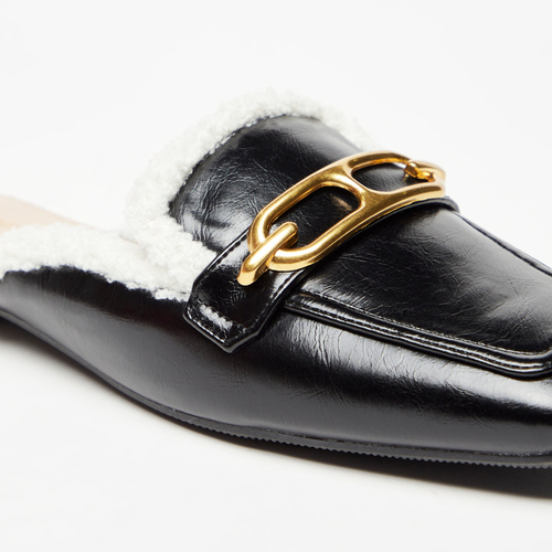 Slip on mules with fur top