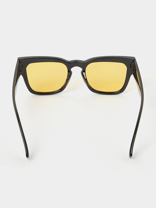 Buy Tinted Wayfarer Sunglasses Yellow For Men Styli UAE