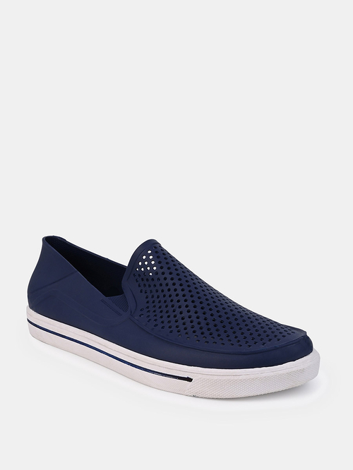 Buy Rubber Comfort Casual Shoes Navy Blue For Men Styli Saudi