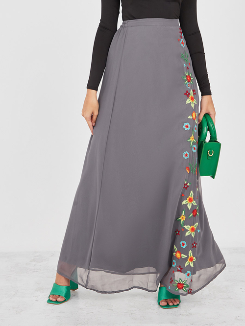 Buy Embroidered Georgette Maxi Skirt Grey For Women Styli UAE