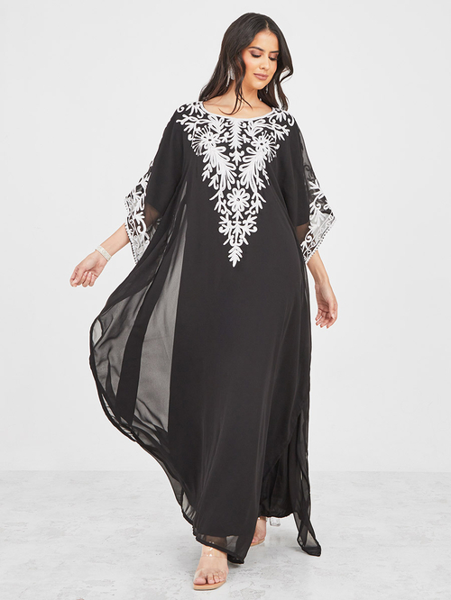 Embroidery kaftan 2025