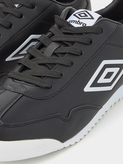 Umbro shoes price online