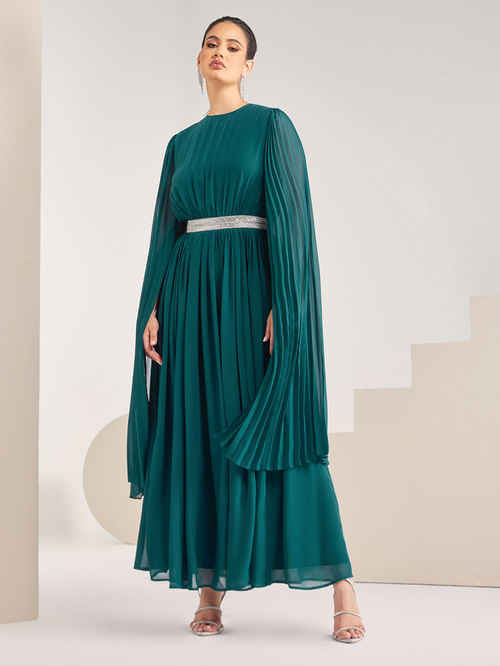 Buy Pleated Embellished Waist A Line Maxi Dress Green For Women Styli UAE