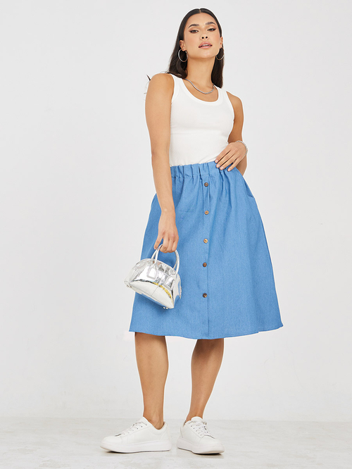 Button placket skirt outlet