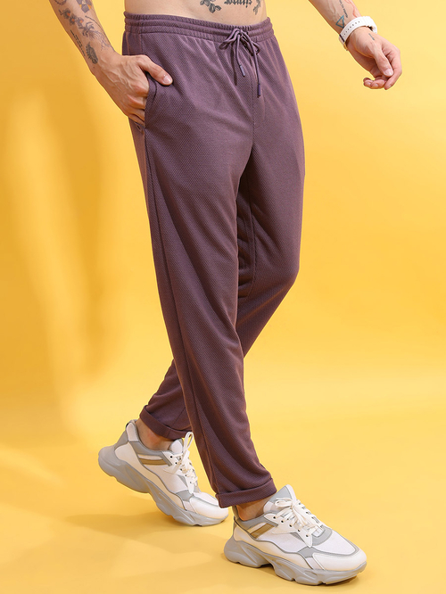 Buy Textured Roll Up Hem Slim Fit Joggers Magenta For Men Styli UAE