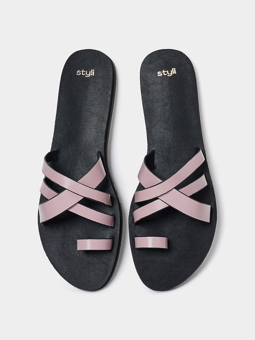 Buy Interlocked Band Toe Loop Flat Sandals Lilac For Women Styli Kuwait