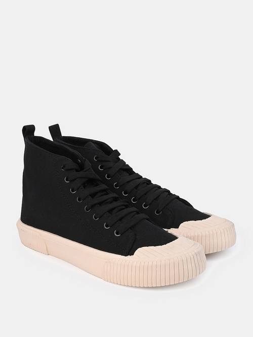 Canvas black sneakers store