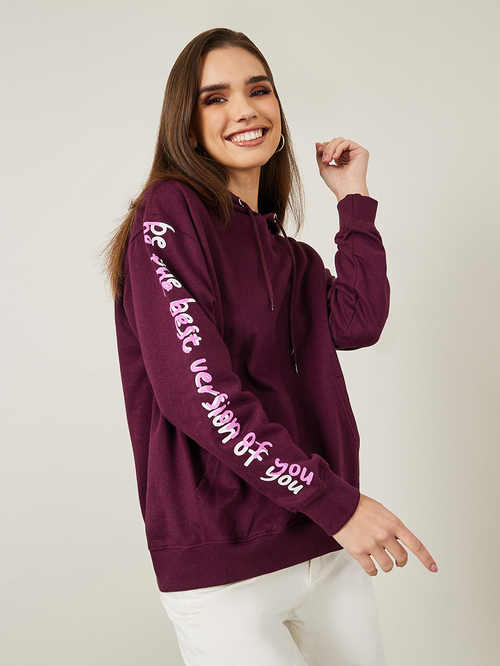Buy Regular Fit Be The Best Version Slogan Hoodie Burgundy For Women Styli UAE