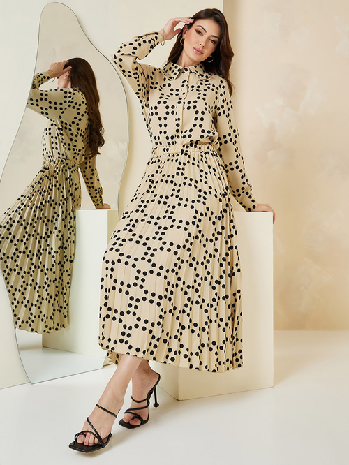 Polka dot deals pleated skirt dress
