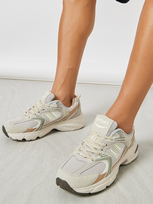 Cream chunky sneakers store