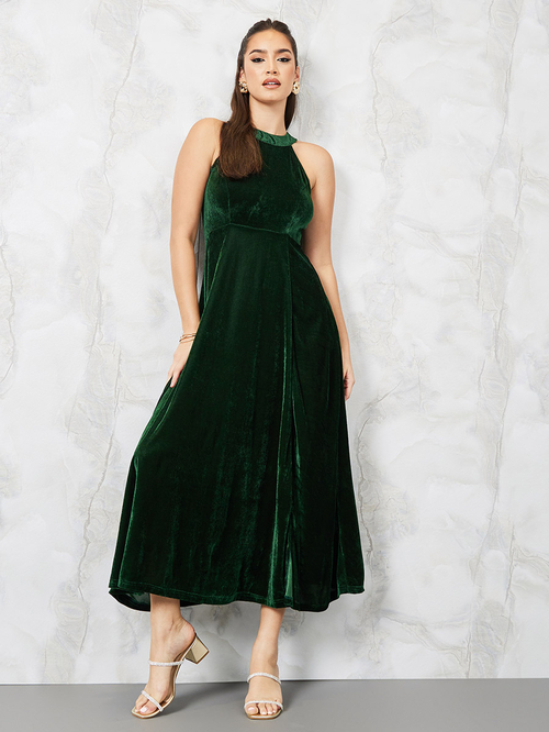 Buy Velvet Halter Neck A Line Maxi Dress Green For Women Styli Saudi