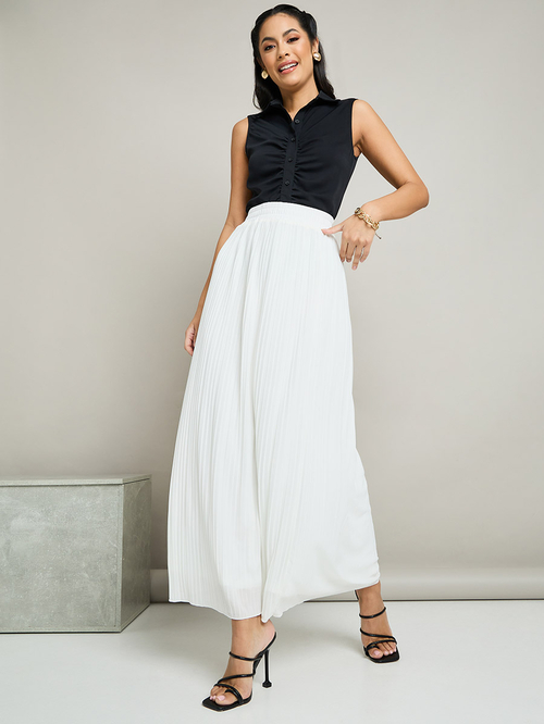 Buy Solid Pleated Chiffon Maxi Skirt White For Women Styli UAE