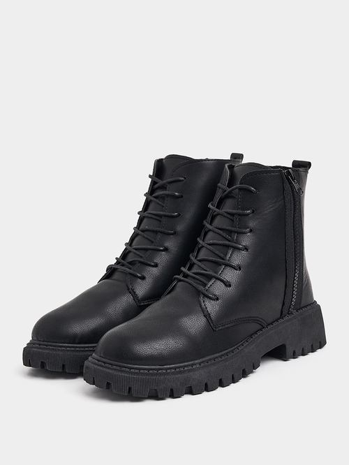 Buy Zip Detail Ankle Length Chelsea Boots Black For Women Styli UAE