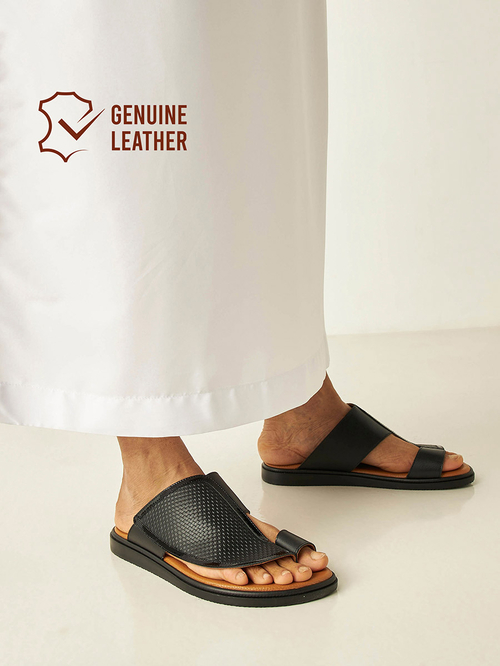 Buy Textured Slip On Arabic Sandals Black For Men Styli Saudi