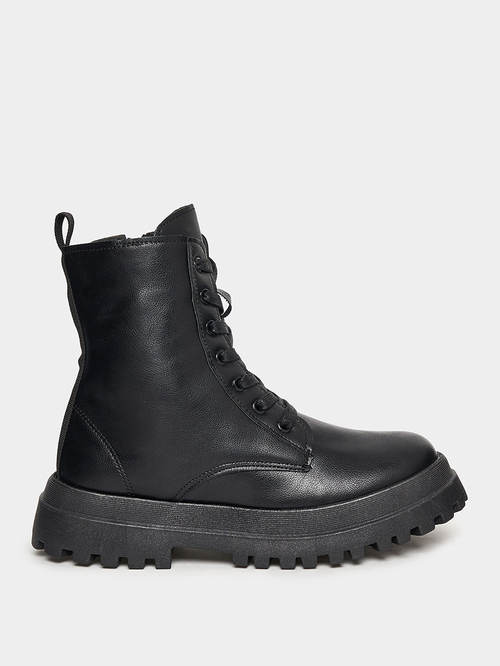 Buy Chunky Flat Ankle Length Lace Up Boots Black For Women Styli Kuwait