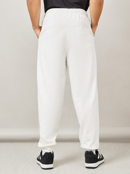 Buy Oversized Chicago Print Fleece Joggers with Ribbed Cuff White For Men Styli Saudi