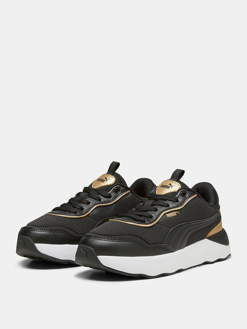 Black and gold pumas cheap 500
