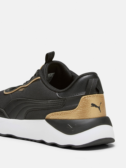 Black and gold pumas 500 sales